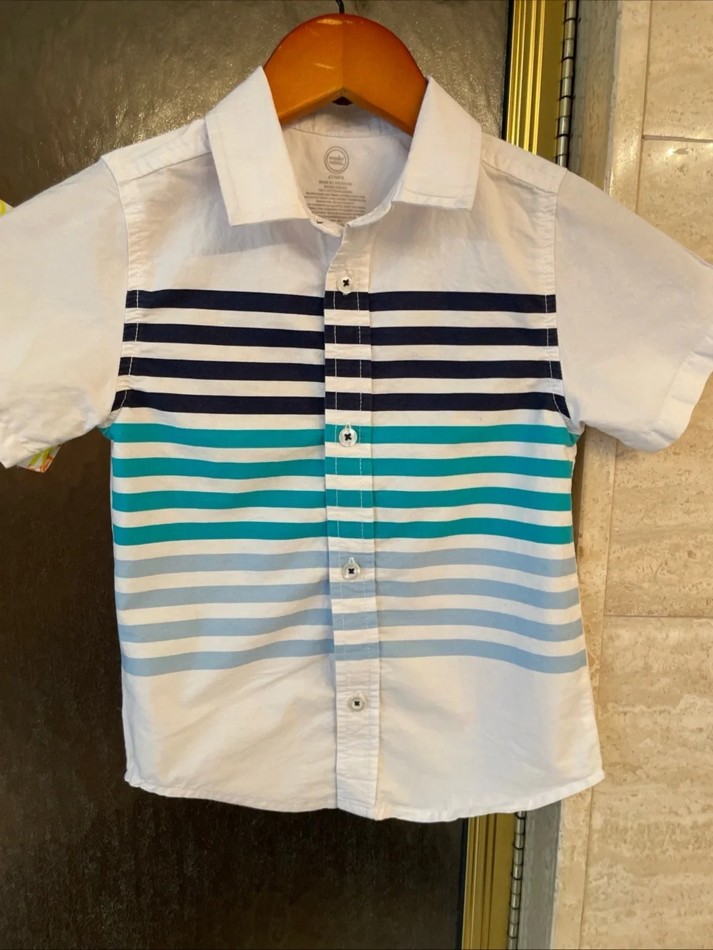 Lot Of 2 Boys Wonder Nation button-down Short Sleeve Shirts Size 4T